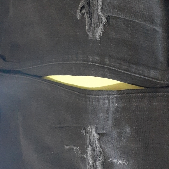 Men's Skinny Jeans - Picture 3 of 4